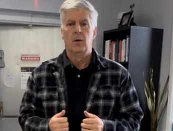 Fall back of paper in the back